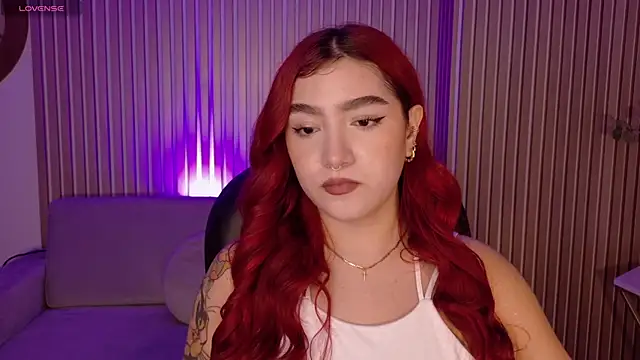 ViolettCastel online show from November 6, 7:29 pm