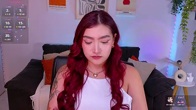 Snapshot of ViolettCastel chatting on July 16, 12:07 am ViolettCastel online show from July 16, 12:07 am