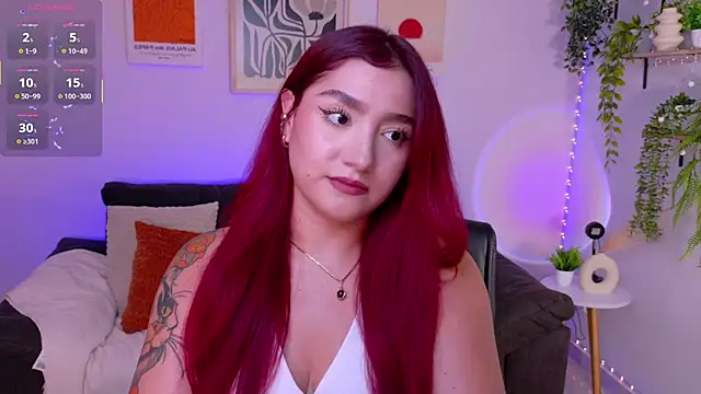 ViolettCastel online show from June 3, 7:51 pm