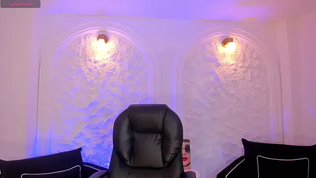 ViolettCastel online show from October 5, 5:47 pm