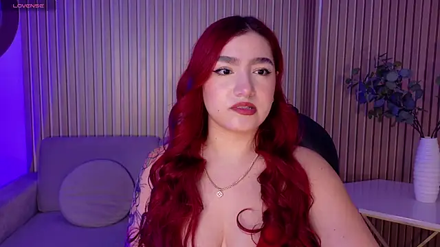 Snapshot of ViolettCastel chatting on January 18, 11:24 am ViolettCastel online show from January 18, 11:24 am