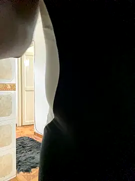 sweetsarabig22cm online show from September 20, 4:23 pm