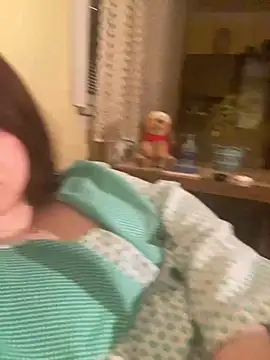 Snapshot of Leontina94 chatting on February 13, 8:42 pm Leontina94 online show from February 13, 8:42 pm