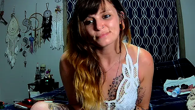 Snapshot of ZeelaXoXo chatting on October 7, 4:35 am ZeelaXoXo online show from October 7, 4:35 am