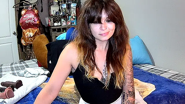 ZeelaXoXo online show from April 1, 6:04 am