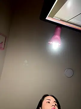 Kimmymadison- online show from January 17, 4:49 am