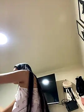 Kimmymadison- online show from November 7, 8:57 pm