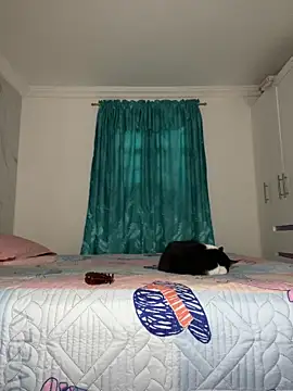 Kimmymadison- online show from March 20, 10:22 pm