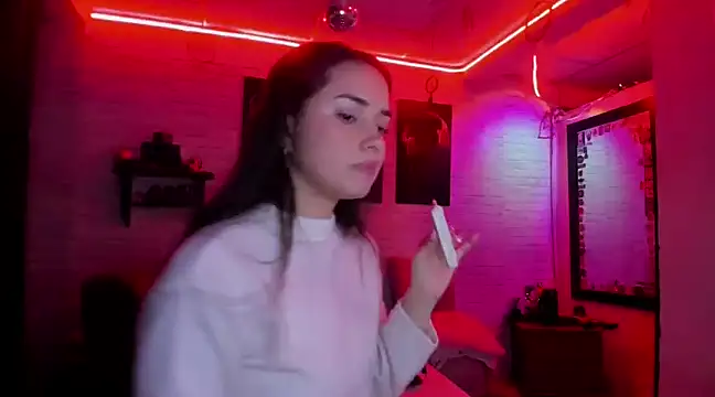 Snapshot of Kimmymadison- chatting on February 9, 5:33 pm Kimmymadison- online show from February 9, 5:33 pm