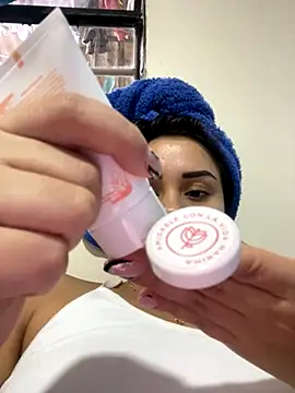 Kimmymadison- online show from October 22, 7:57 pm