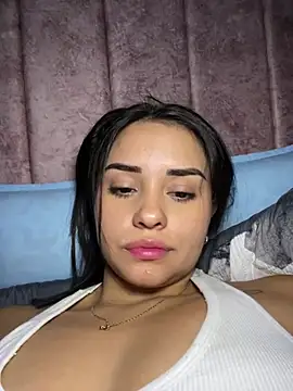 Snapshot of Kimmymadison- chatting on July 15, 3:46 am Kimmymadison- online show from July 15, 3:46 am