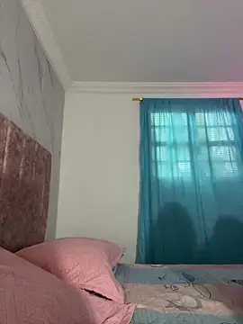 Kimmymadison- online show from February 18, 9:22 pm