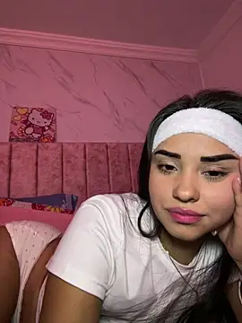 Kimmymadison- online show from April 15, 3:34 am