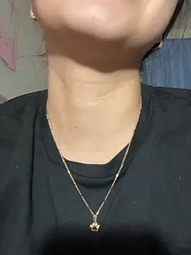 Kimmymadison- online show from December 4, 6:01 am