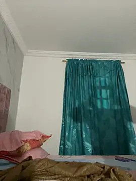 Kimmymadison- online show from March 12, 2:06 am