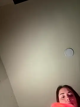 Kimmymadison- online show from November 11, 8:58 pm