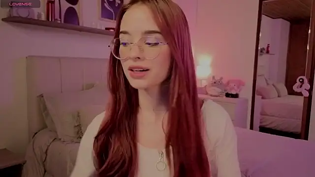 Roxxy mora online show from December 1, 10:32 pm