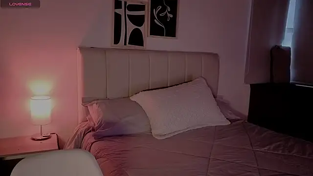 Roxxy mora online show from February 19, 10:29 pm