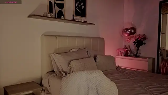 Roxxy mora online show from November 11, 10:26 pm