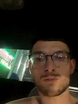 hungkubenski online show from October 25, 8:02 am