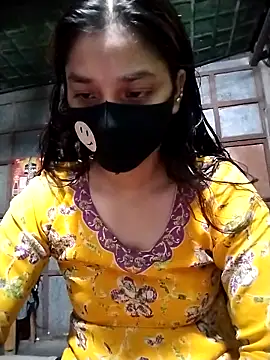 Snapshot of Aruyeshi- chatting on September 10, 12:37 pm Aruyeshi- online show from September 10, 12:37 pm