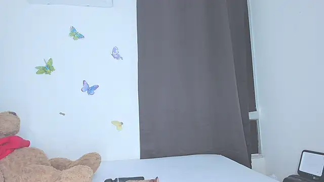 sofiacastillo01 online show from March 24, 8:42 pm