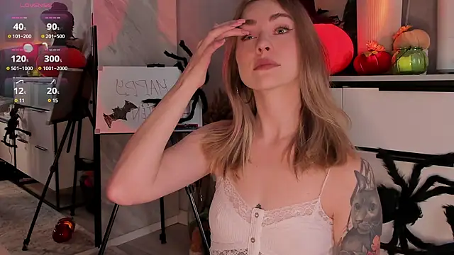 LoveGameSexx online show from October 31, 9:17 am