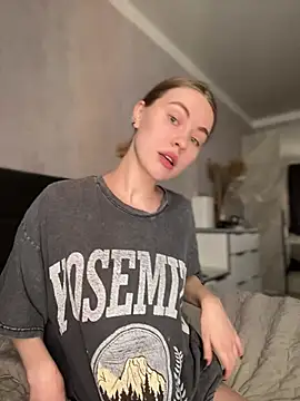 LoveGameSexx online show from March 15, 8:54 am