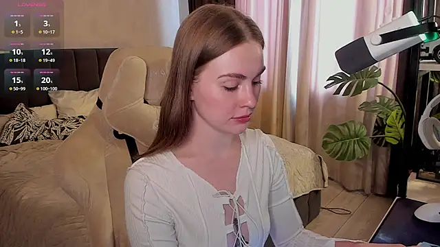 LoveGameSexx online show from April 2, 11:50 am