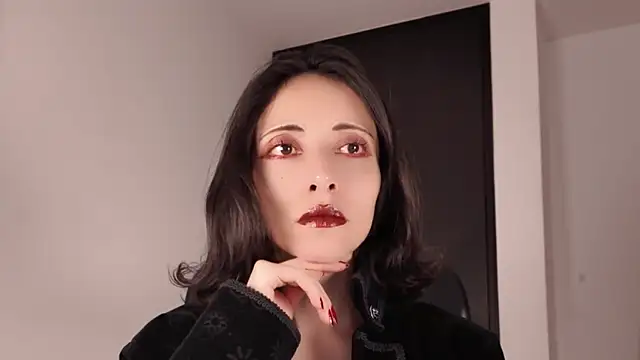 Snapshot of Edranah chatting on December 2, 11:28 pm Edranah online show from December 2, 11:28 pm