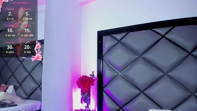 Alexa Blake   online show from April 15, 7:58 pm