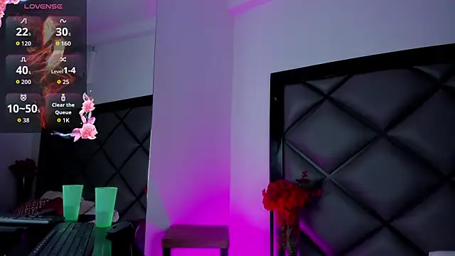 Alexa Blake   online show from April 17, 7:28 pm