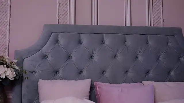 LucyAddison online show from May 9, 3:21 am