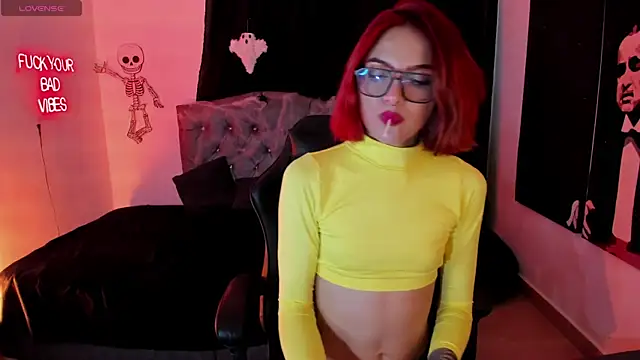 VictoriaRosse  online show from October 18, 4:25 am