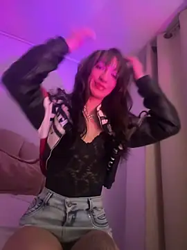 peiton steele7 online show from April 19, 2:01 am