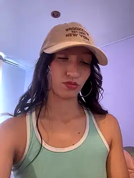 peiton steele7 online show from December 2, 7:04 pm