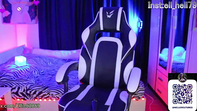 Kitty goth online show from September 20, 8:58 pm