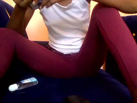 Sweetrata  online show from April 1, 10:16 am