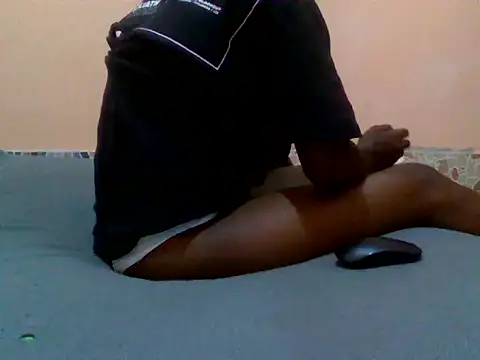 Sweetrata  online show from March 7, 9:20 pm