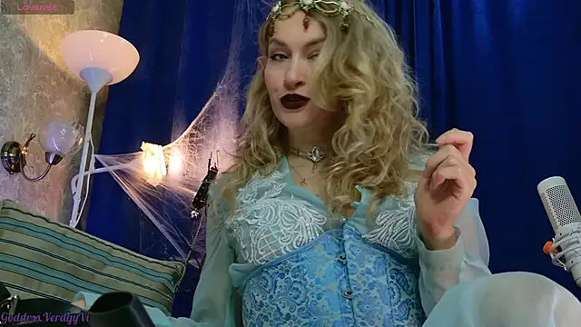 VerdgyMiller online show from October 26, 8:15 am