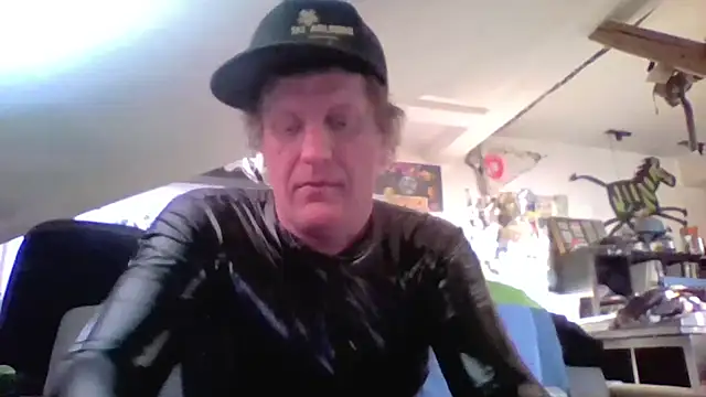 Bigthroaterboy online show from May 9, 5:27 pm