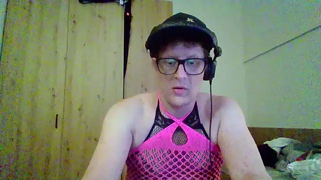 Bigthroaterboy online show from September 9, 4:22 am