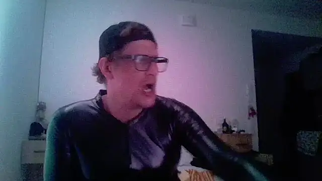 Bigthroaterboy online show from March 21, 4:35 am
