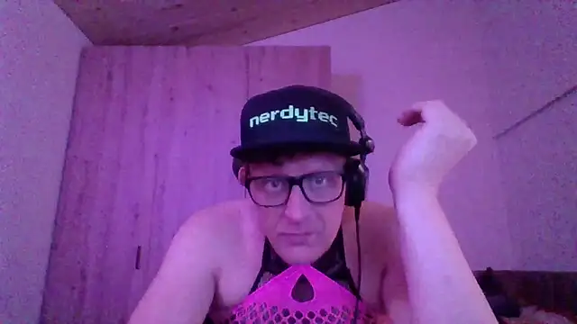 Bigthroaterboy online show from October 8, 7:58 pm
