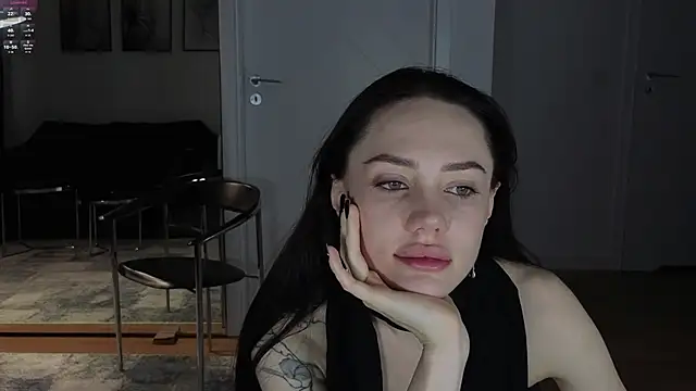 Snapshot of Sara_Tranquil chatting on November 1, 9:30 pm Sara Tranquil online show from November 1, 9:30 pm