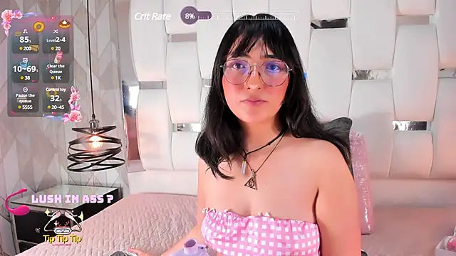 SaraMartini1 online show from February 14, 9:13 am