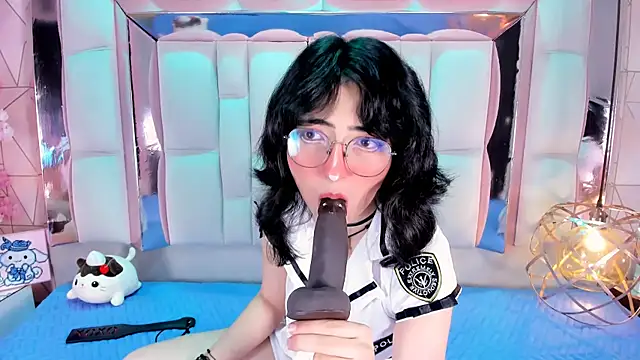 SaraMartini1 online show from September 20, 6:07 am