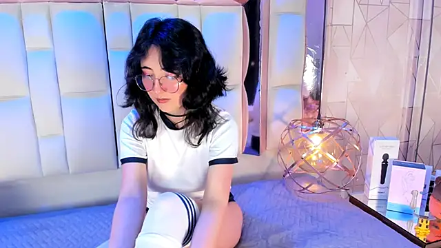 SaraMartini1 online show from October 21, 5:51 am