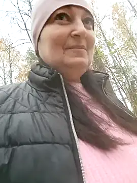 Snapshot of Women-pleasures chatting on October 21, 7:19 am Women-pleasures online show from October 21, 7:19 am