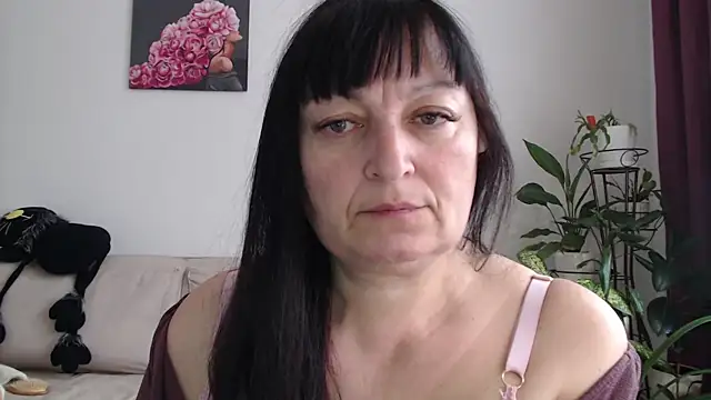 Snapshot of Women-pleasures chatting on October 24, 7:18 am Women-pleasures online show from October 24, 7:18 am